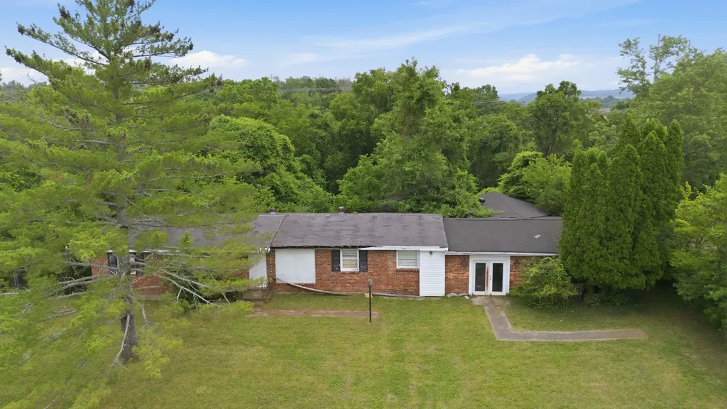 213 Rosehill Drive Goodlettsville TN 37072