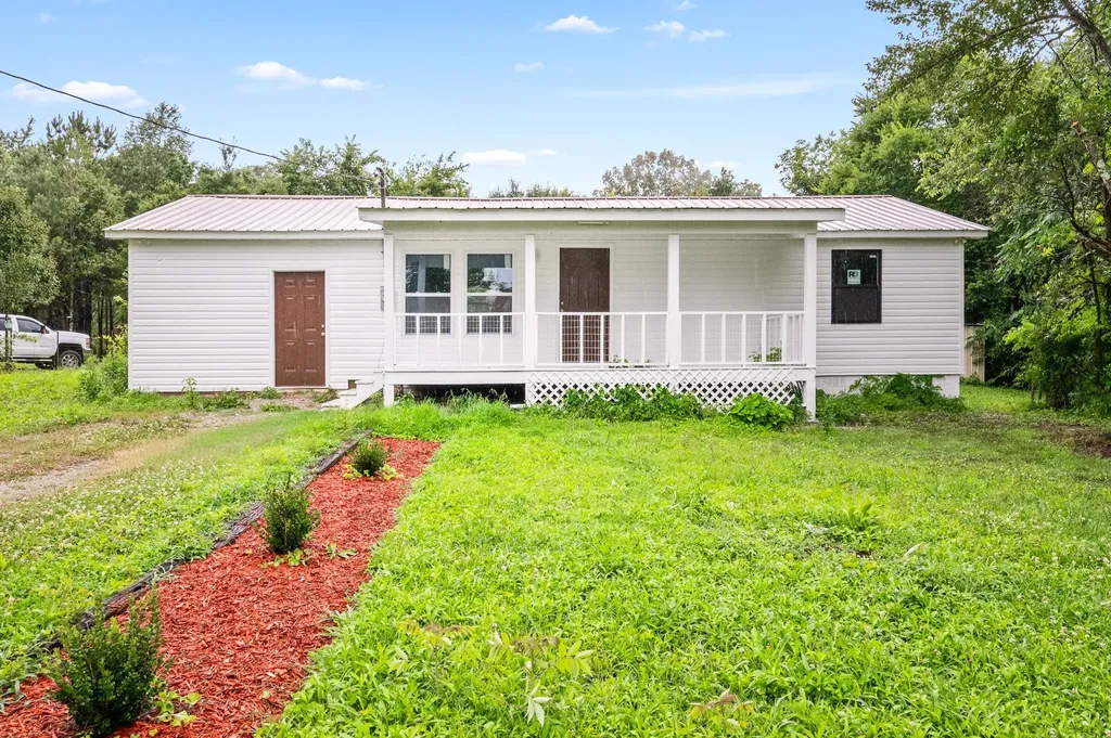 243 N G Street Hillsboro TN 37342