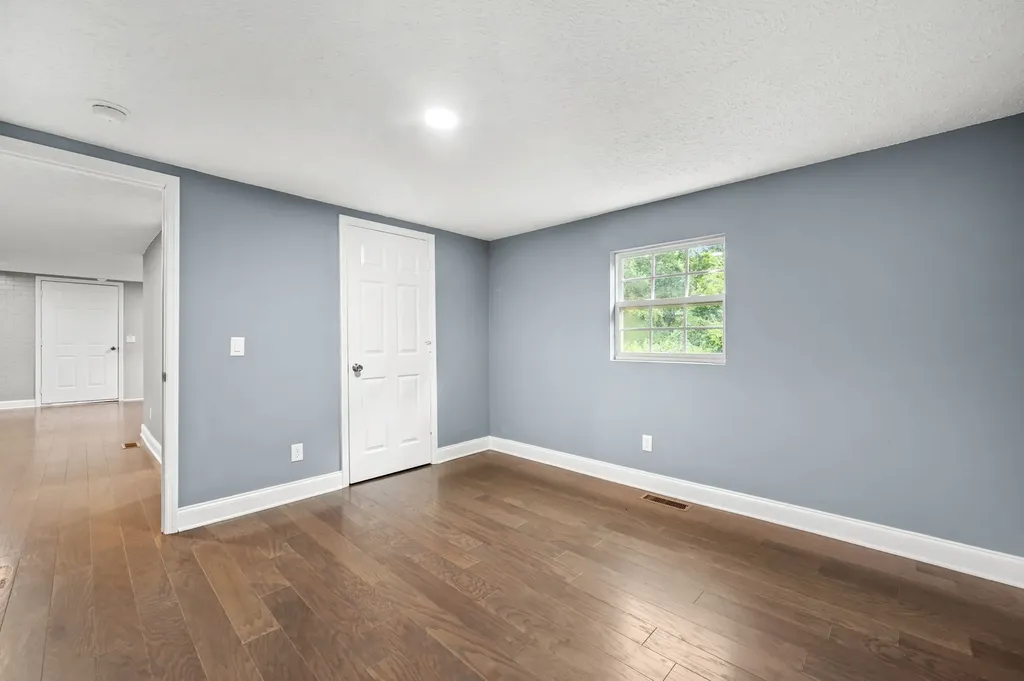243 N G Street Hillsboro TN 37342