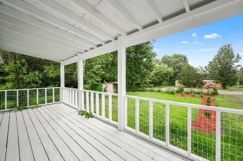 243 N G Street Hillsboro TN 37342