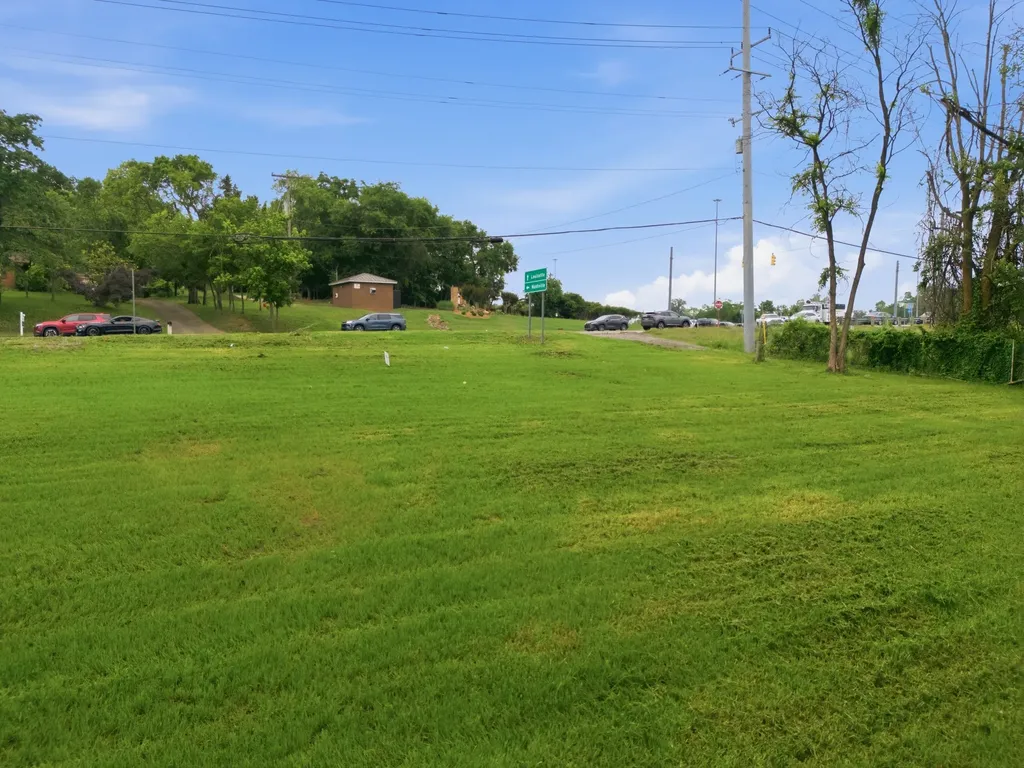 809 W Old Hickory Boulevard Madison TN 37115