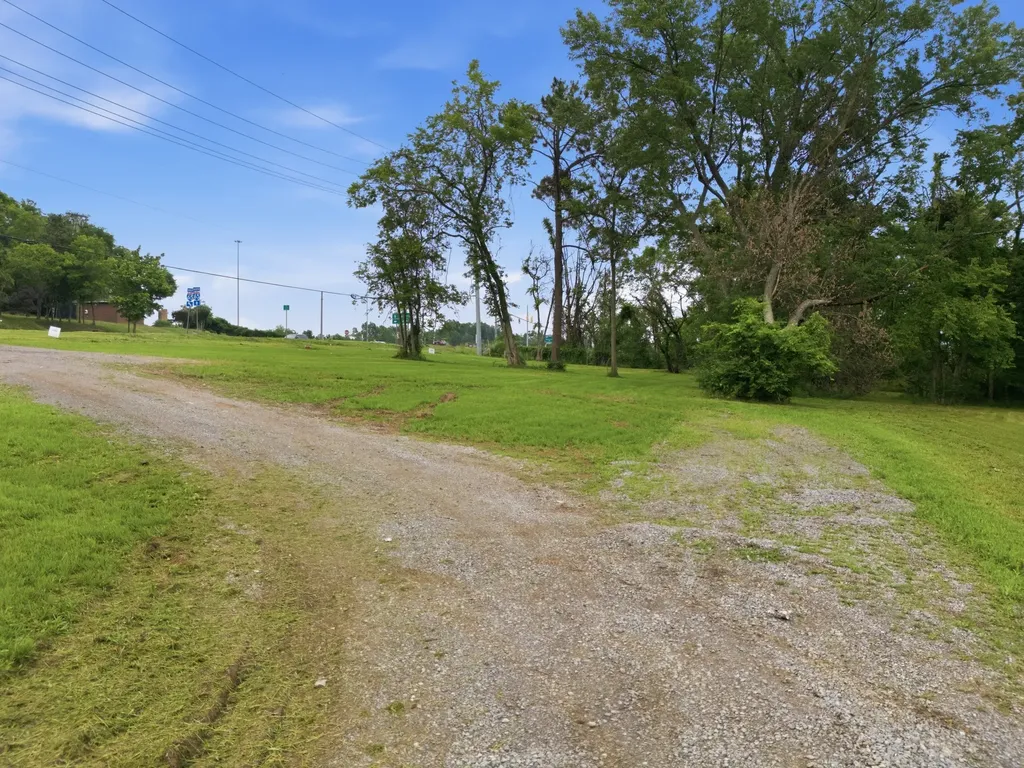 811 W Old Hickory Boulevard Madison TN 37115
