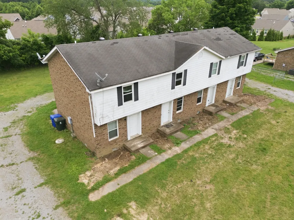 706 Calista Road White House TN 37188