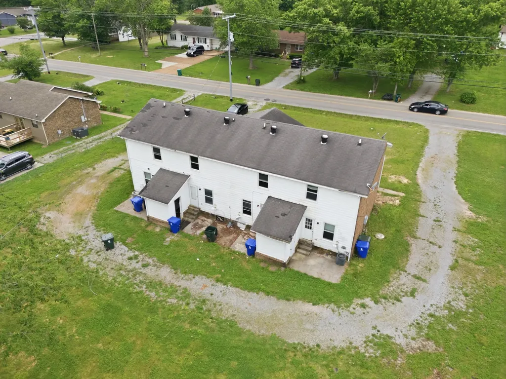 706 Calista Road White House TN 37188