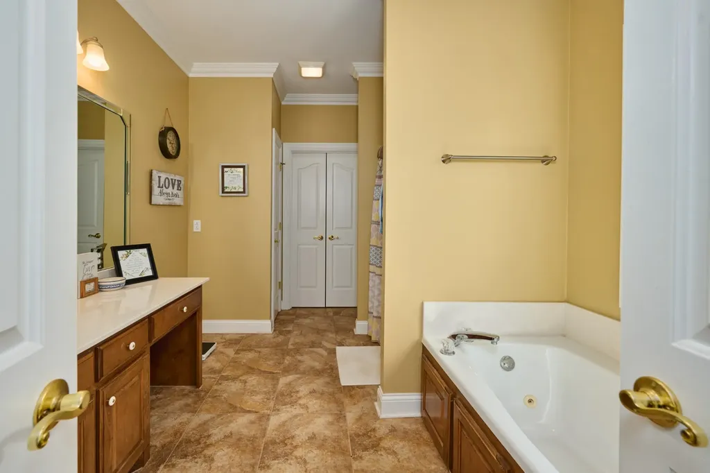 413 Founders Court Springfield TN 37172