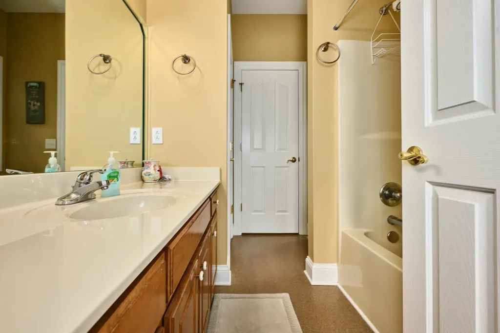 413 Founders Court Springfield TN 37172