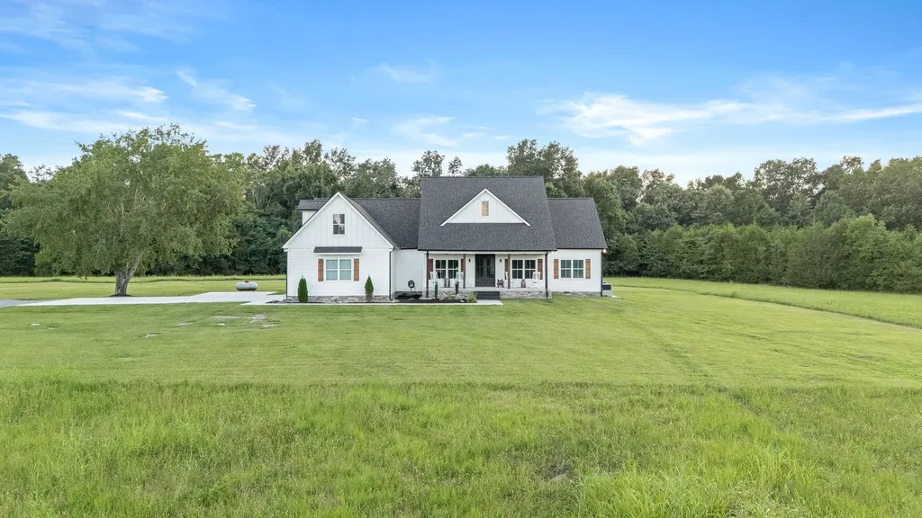 1851 Warner Bridge Road Shelbyville TN 37160
