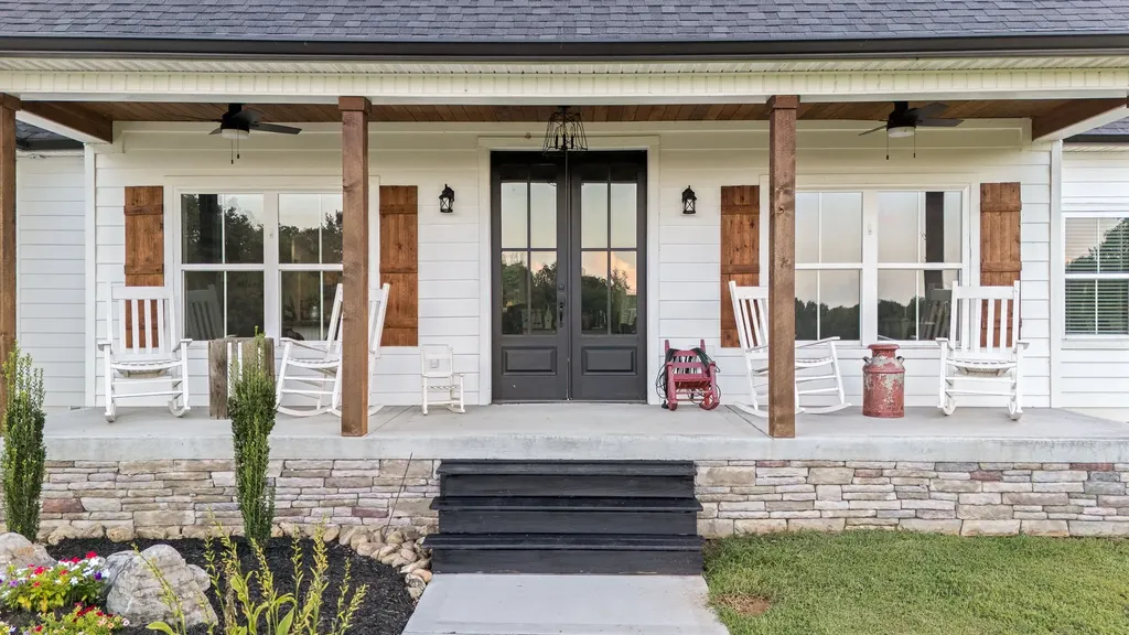 1851 Warner Bridge Road Shelbyville TN 37160