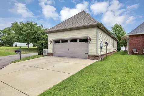 1511 Stokesly Drive Murfreesboro TN 37128