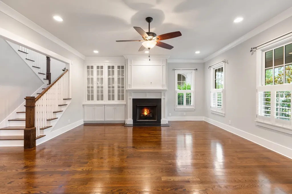 1917 Warfield Drive Nashville TN 37215