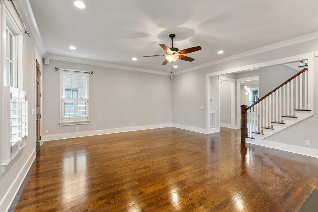 1917 Warfield Drive Nashville TN 37215