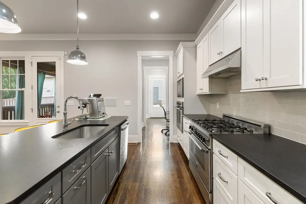 1917 Warfield Drive Nashville TN 37215