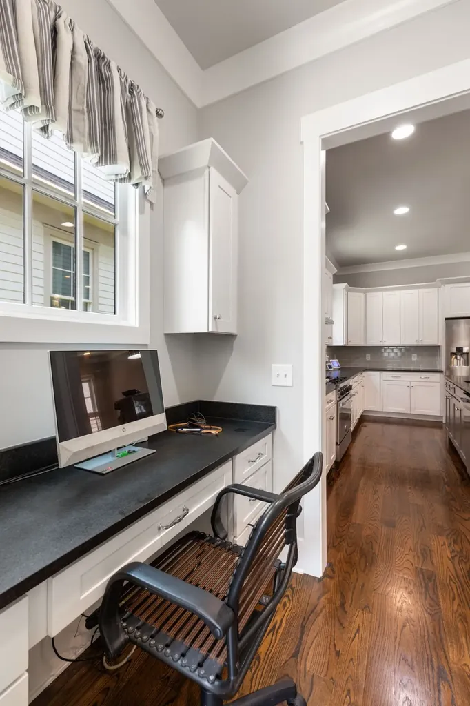1917 Warfield Drive Nashville TN 37215