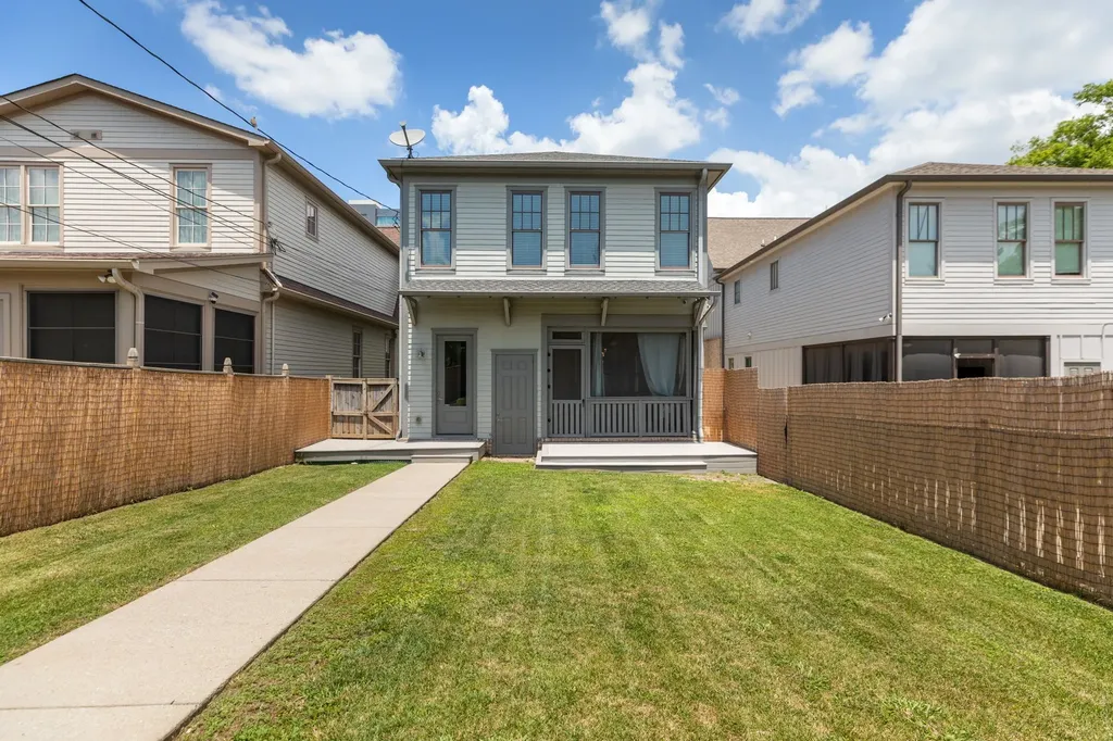 1917 Warfield Drive Nashville TN 37215