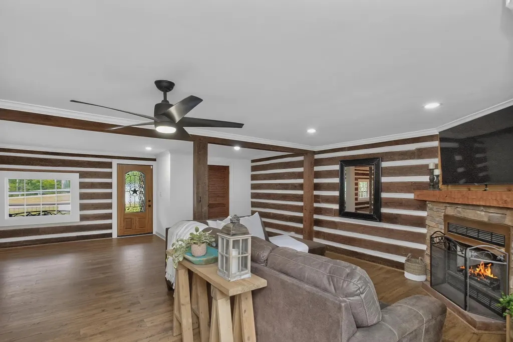 4054 Sams Creek Road Pegram TN 37143