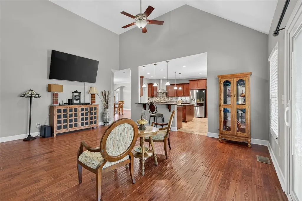 476 Maxshire Court Clarksville TN 37043