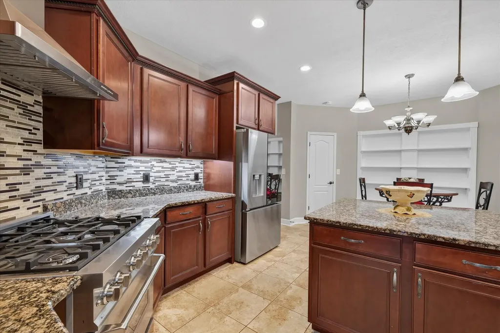 476 Maxshire Court Clarksville TN 37043