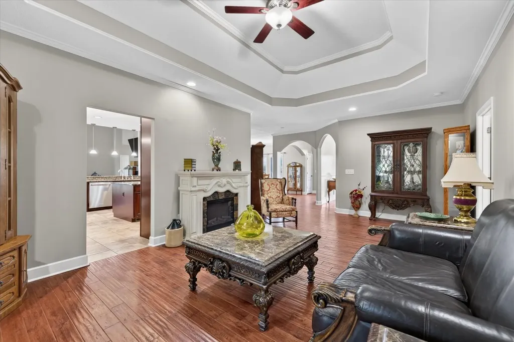476 Maxshire Court Clarksville TN 37043