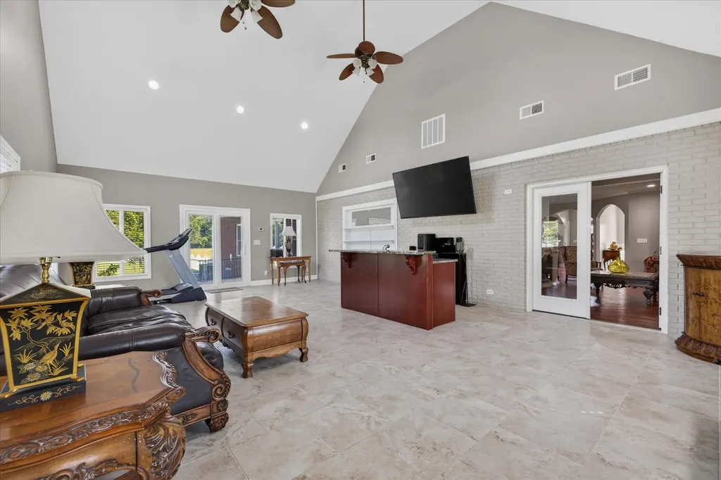 476 Maxshire Court Clarksville TN 37043