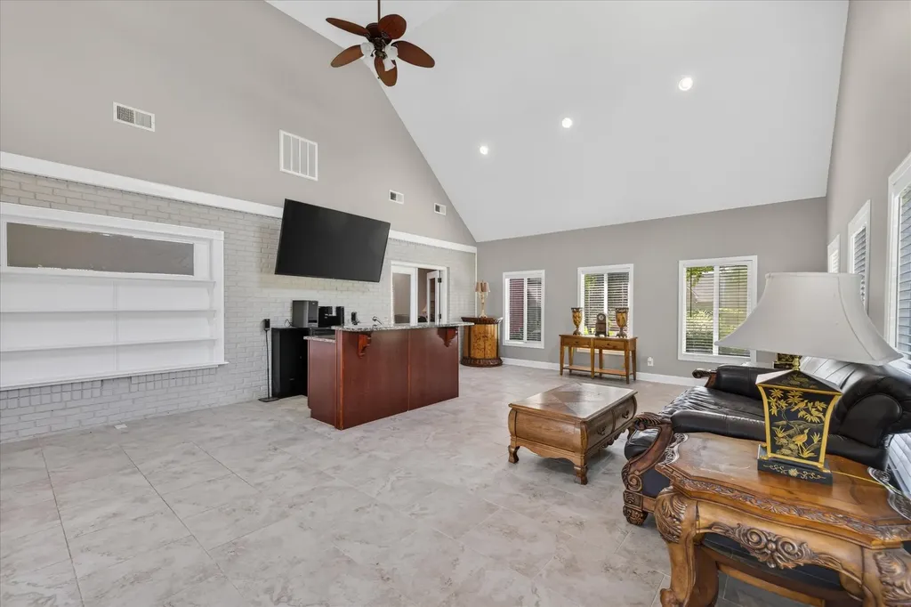 476 Maxshire Court Clarksville TN 37043