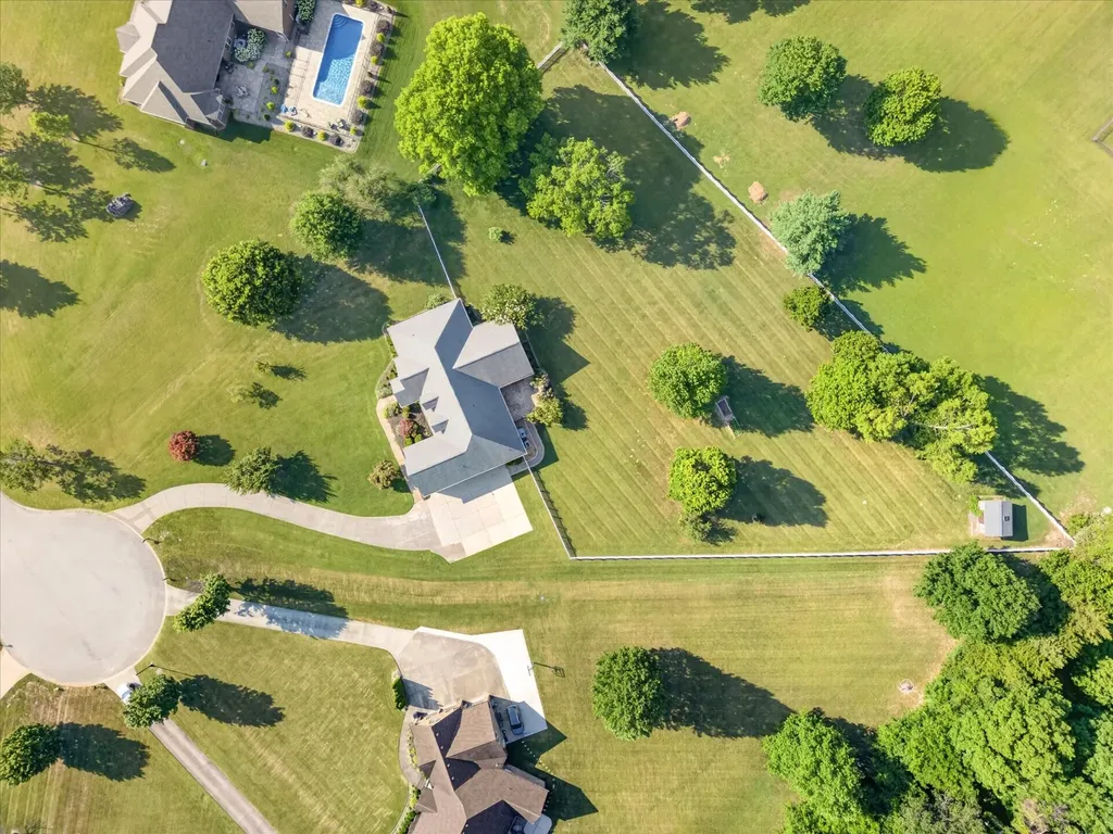 476 Maxshire Court Clarksville TN 37043