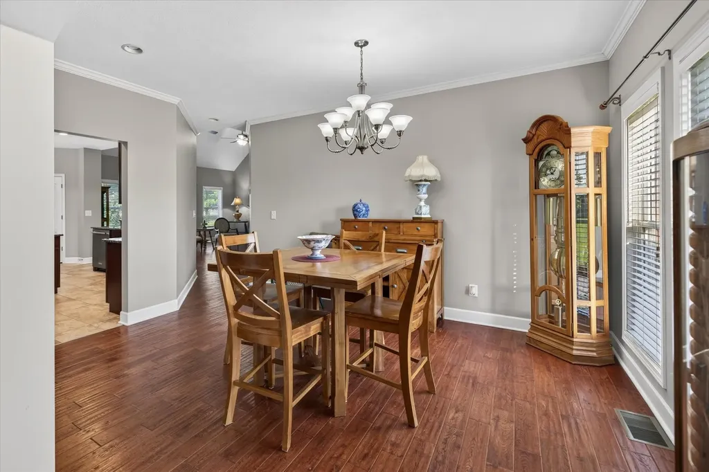 476 Maxshire Court Clarksville TN 37043