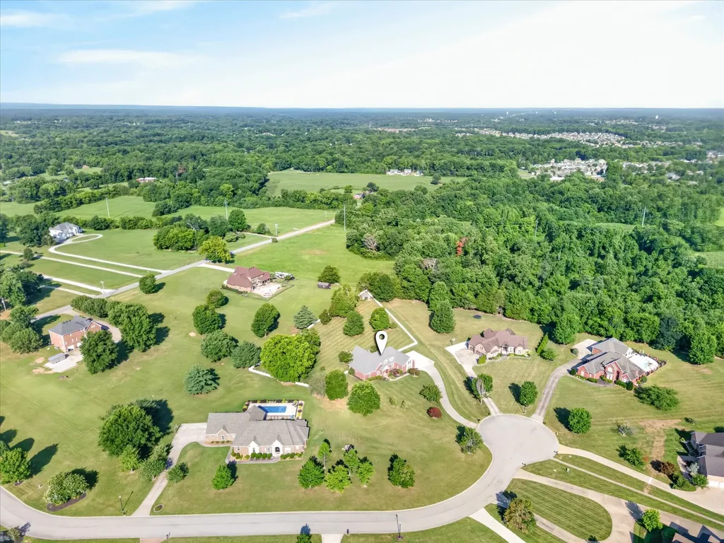 476 Maxshire Court Clarksville TN 37043