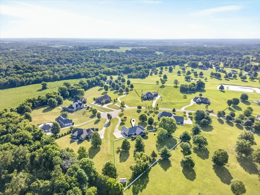 476 Maxshire Court Clarksville TN 37043