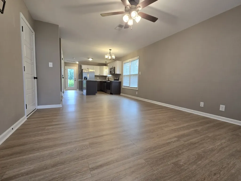 1176 Cottonwood Drive Clarksville TN 37040