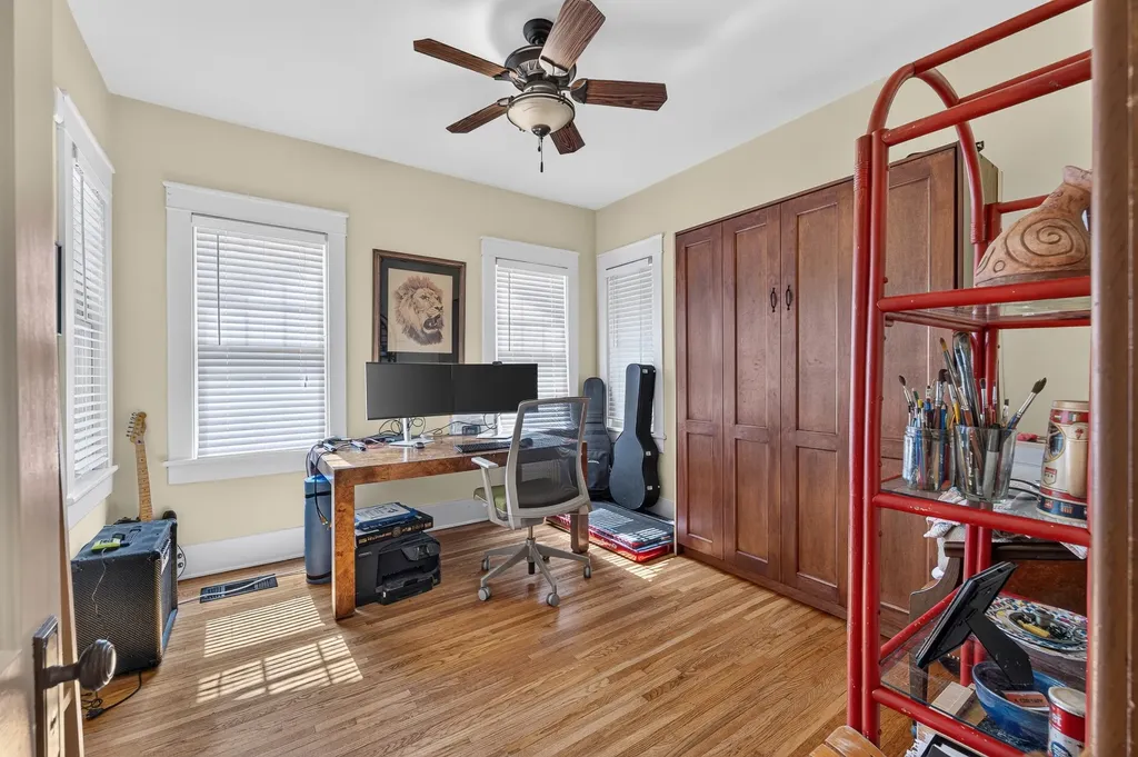 203 Maple St, E Fayetteville TN 37334