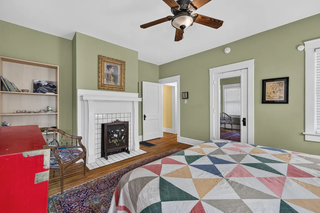203 Maple St, E Fayetteville TN 37334