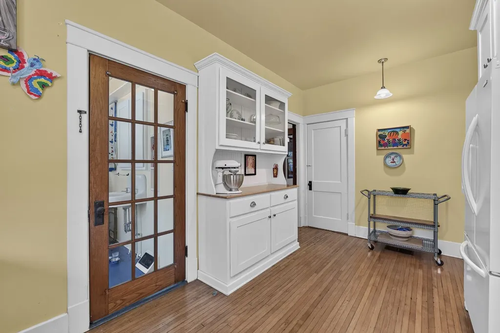 203 Maple St, E Fayetteville TN 37334