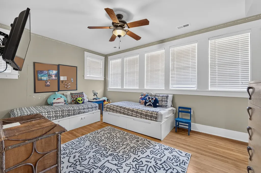 203 Maple St, E Fayetteville TN 37334