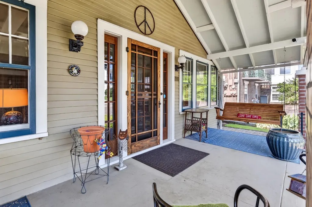 203 Maple St, E Fayetteville TN 37334