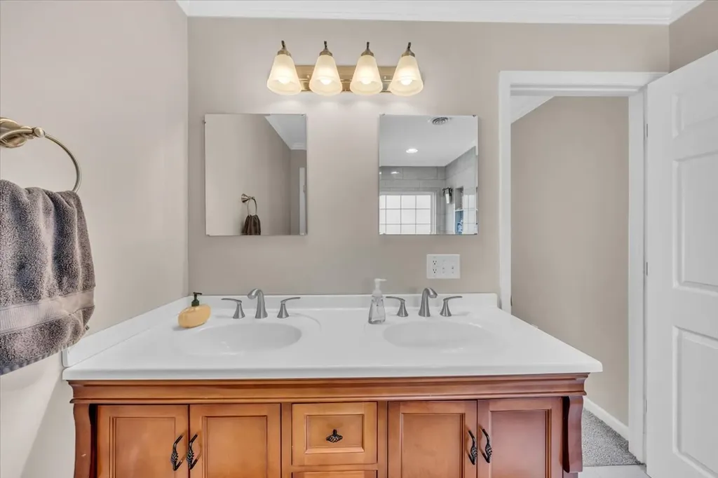141 W Laurel Avenue Mcminnville TN 37110