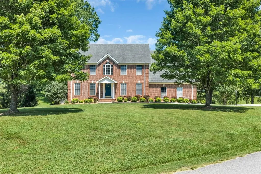 141 W Laurel Avenue Mcminnville TN 37110