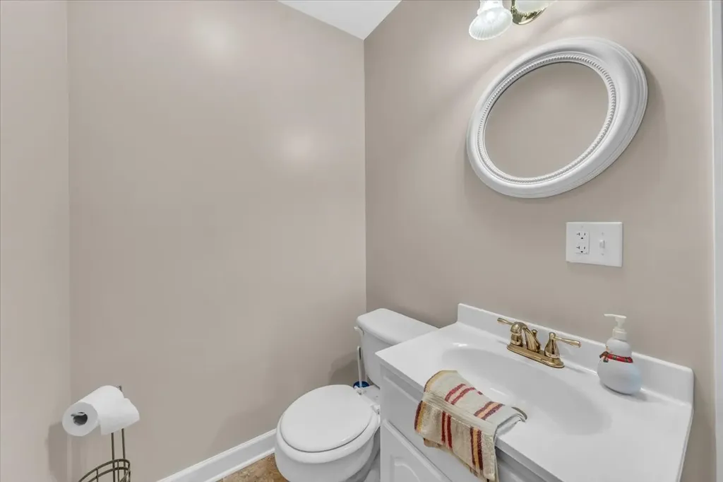 141 W Laurel Avenue Mcminnville TN 37110