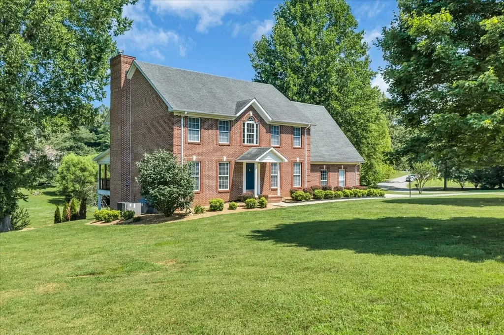 141 W Laurel Avenue Mcminnville TN 37110