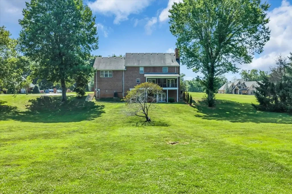 141 W Laurel Avenue Mcminnville TN 37110