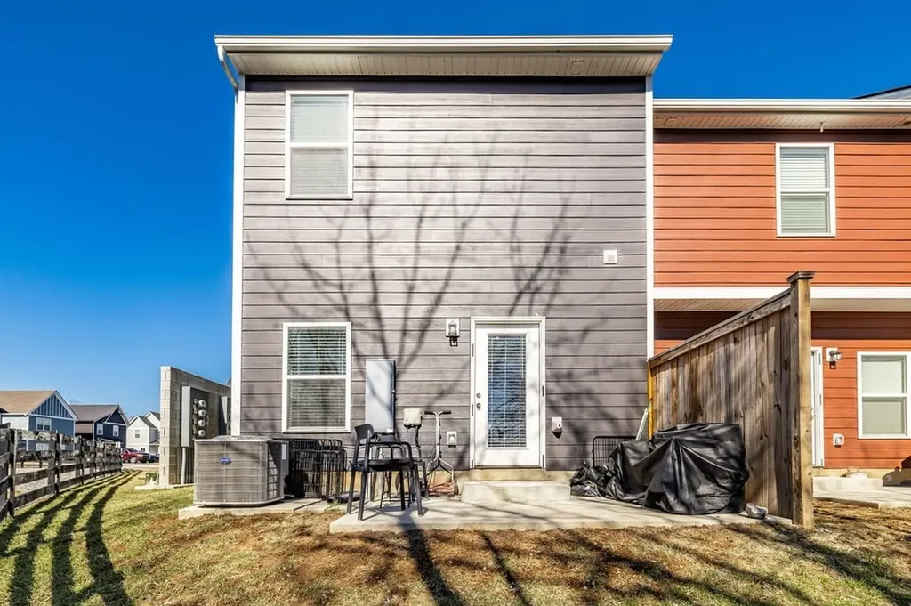 223 Holywell Drive Gallatin TN 37066