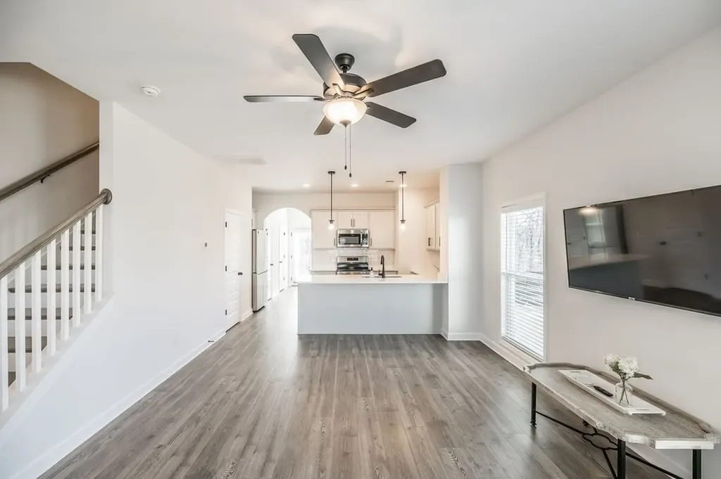 223 Holywell Drive Gallatin TN 37066