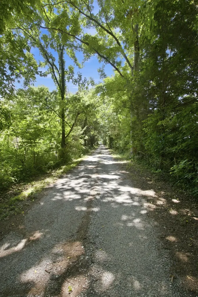 148 Wade Jennings Road Shelbyville TN 37160