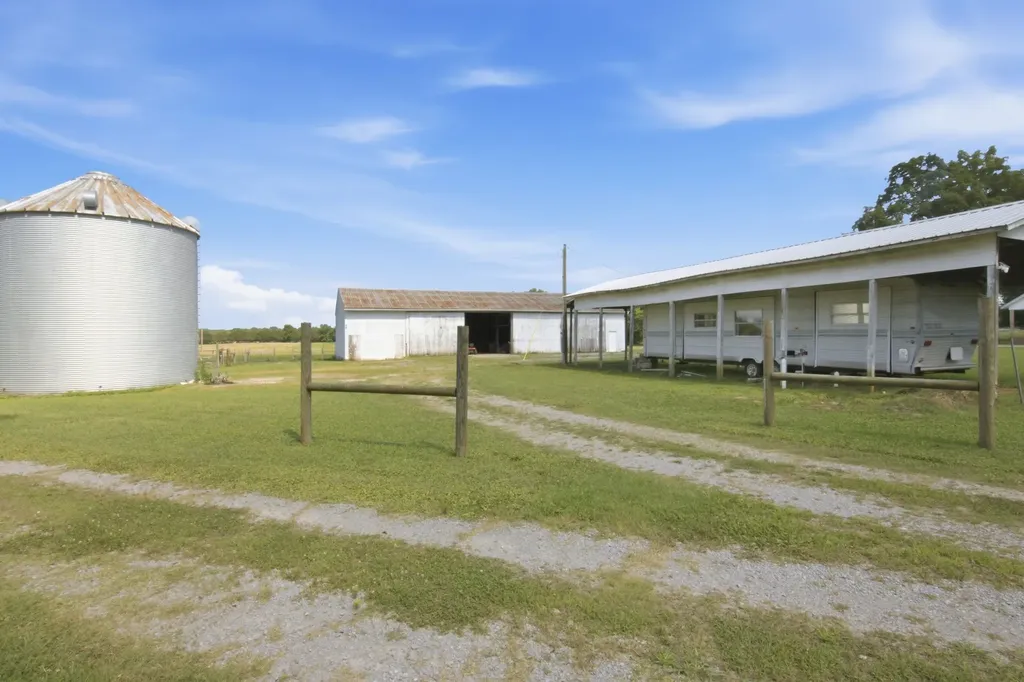 148 Wade Jennings Road Shelbyville TN 37160