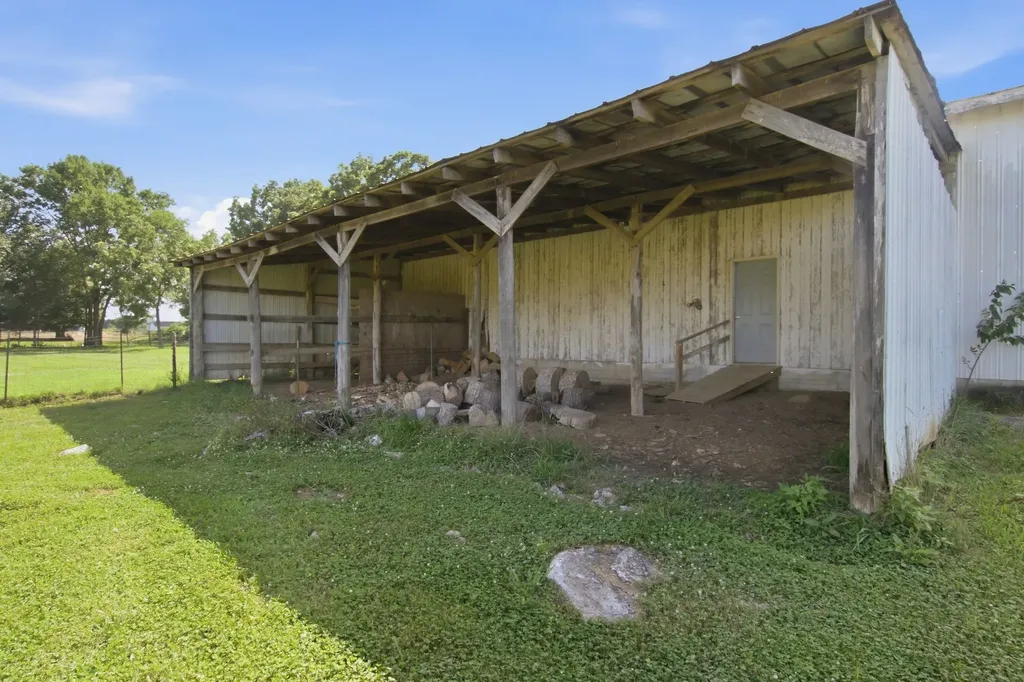 148 Wade Jennings Road Shelbyville TN 37160