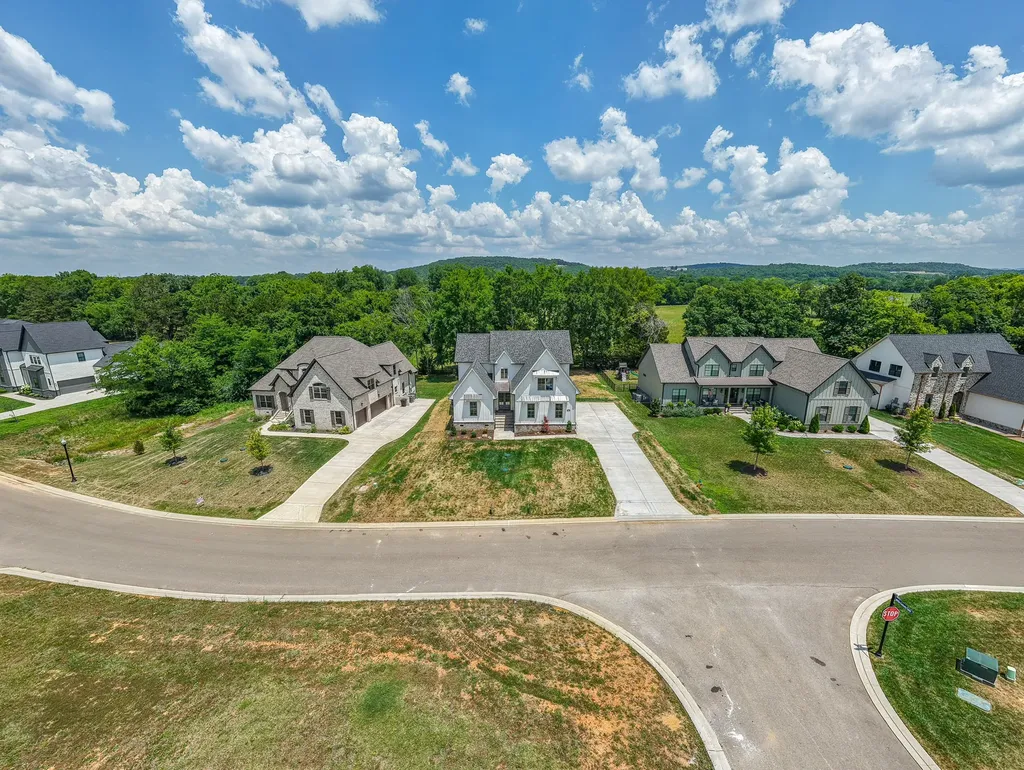 8 Martha Washington Way Murfreesboro TN 37130