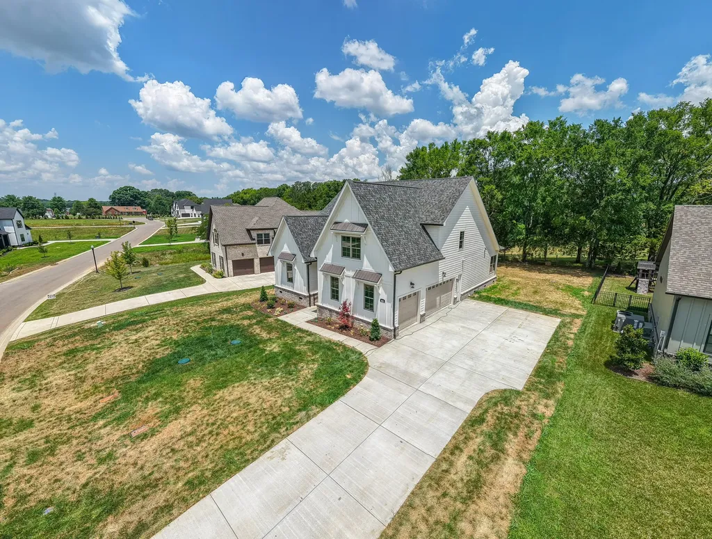 8 Martha Washington Way Murfreesboro TN 37130