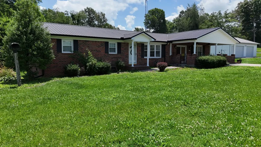 67 Hidden Valley Circle Mcminnville TN 37110
