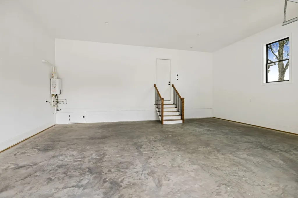 2472 Taylor Road Columbia TN 38401