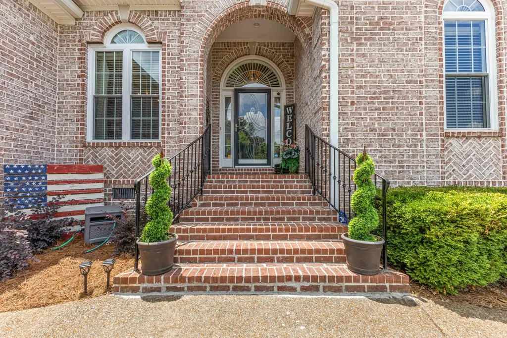 115 N Country Club Drive Hendersonville TN 37075