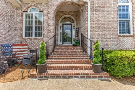 115 N Country Club Drive Hendersonville TN 37075